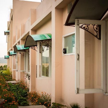 The Baghban Hotel & Resort, Baddi 외부 사진