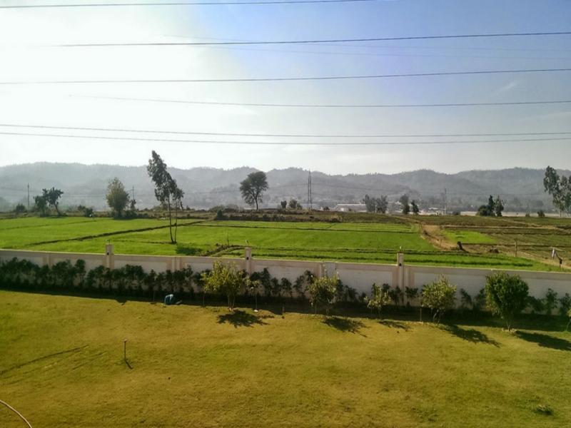 The Baghban Hotel & Resort, Baddi 외부 사진