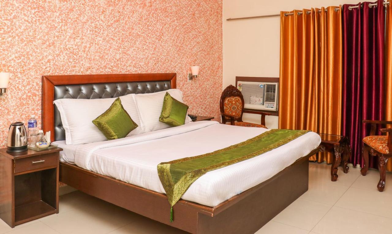 The Baghban Hotel & Resort, Baddi 외부 사진