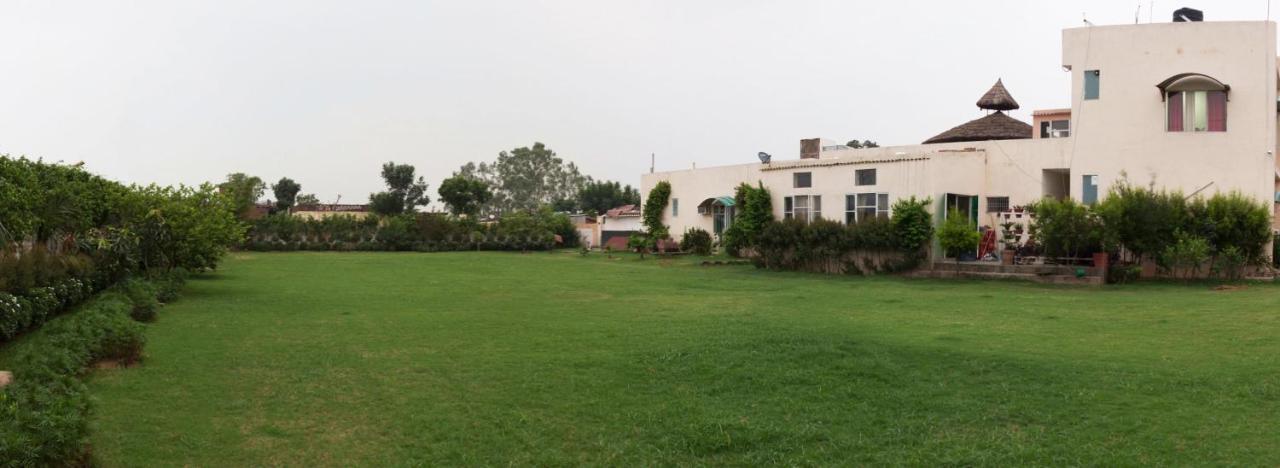 The Baghban Hotel & Resort, Baddi 외부 사진