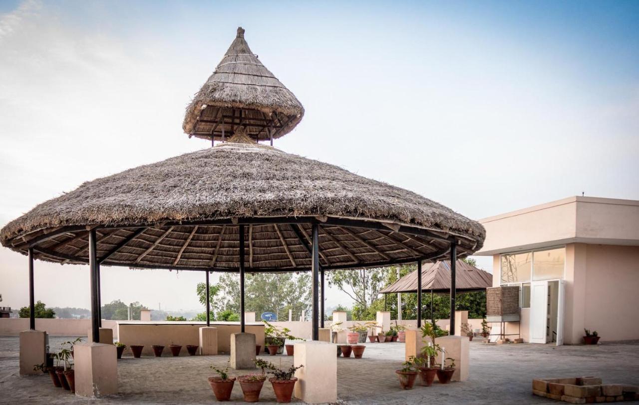 The Baghban Hotel & Resort, Baddi 외부 사진
