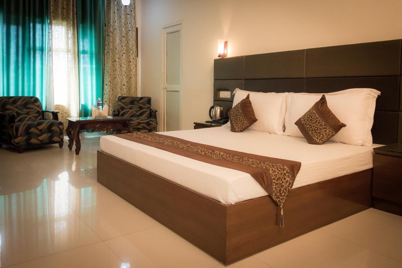 The Baghban Hotel & Resort, Baddi 외부 사진